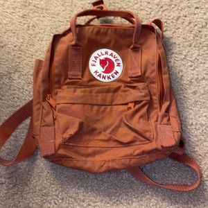 Mini fjallraven backpack